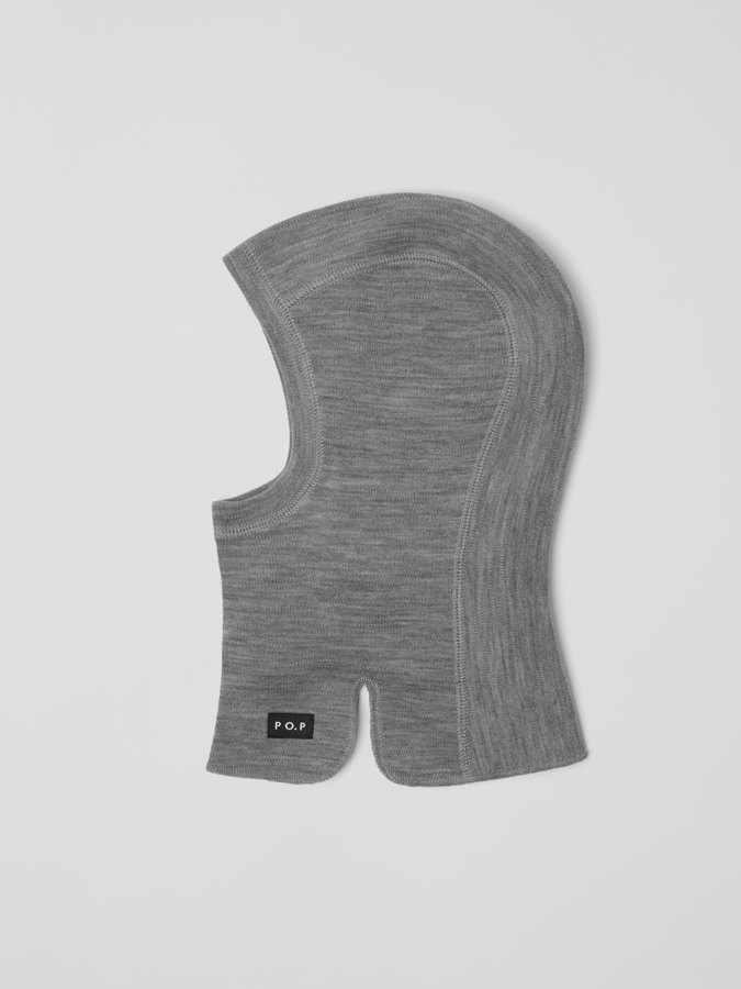 Solid color balaclava in merino wool