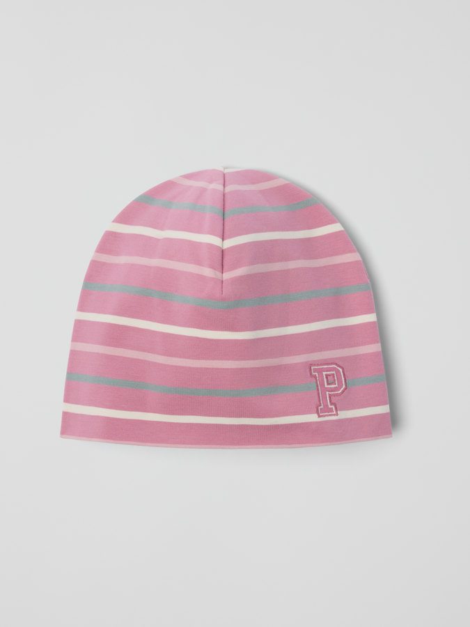 Striped jersey beanie with "P" appliqué