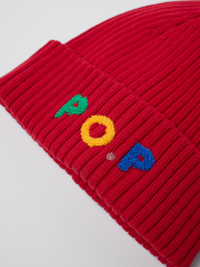 Ribbed beanie with appliqué