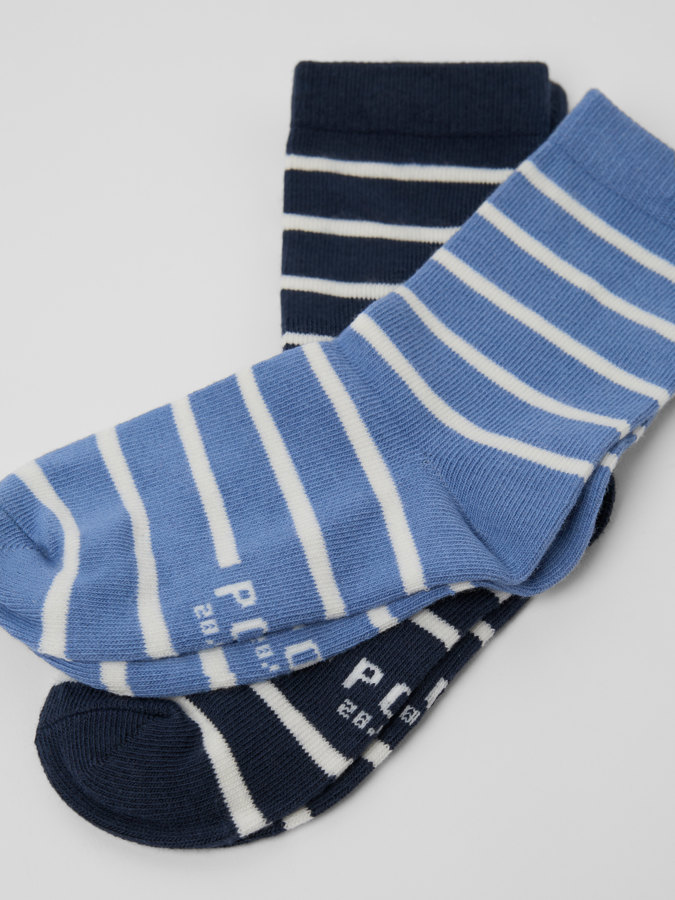 2-pack of striped socks