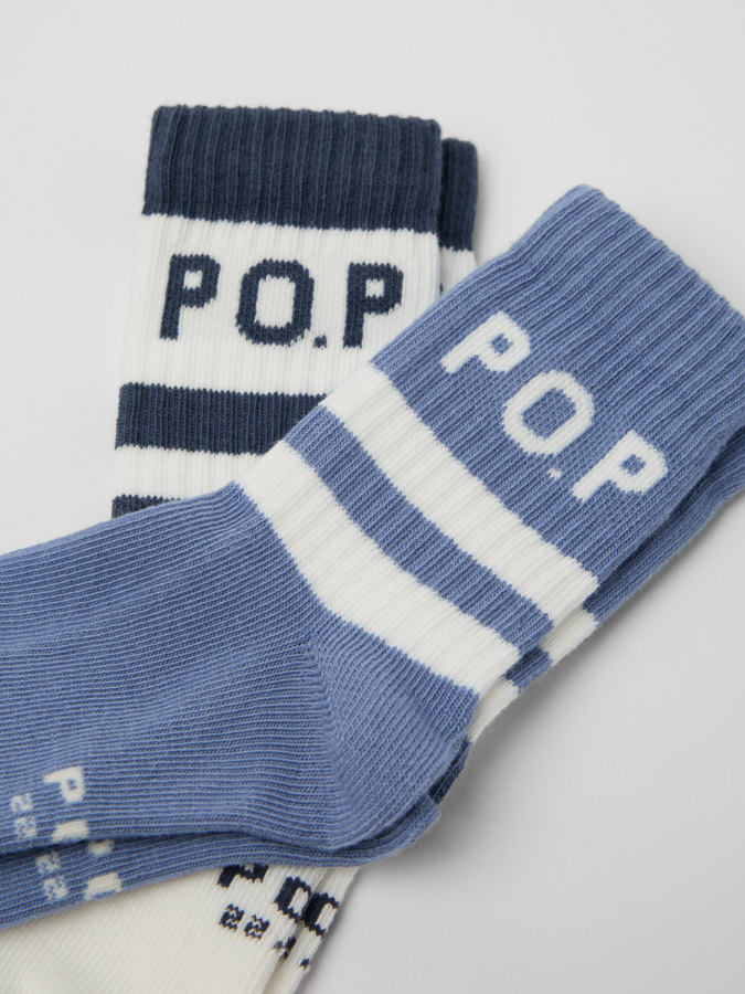 2-pack of socks