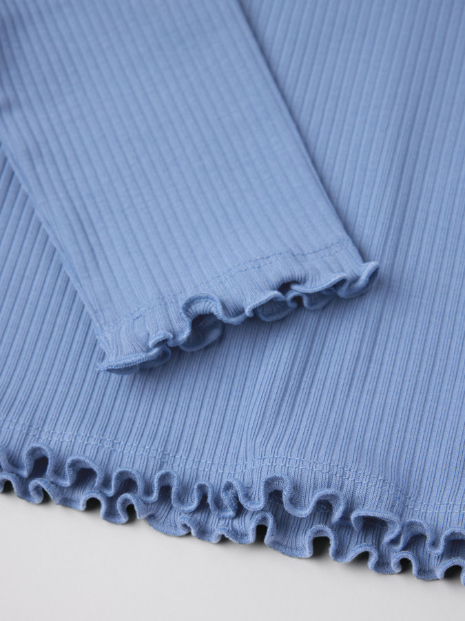 Ribbed long-sleeved top