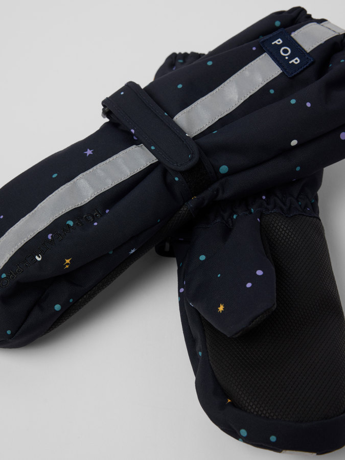 Waterproof padded mittens