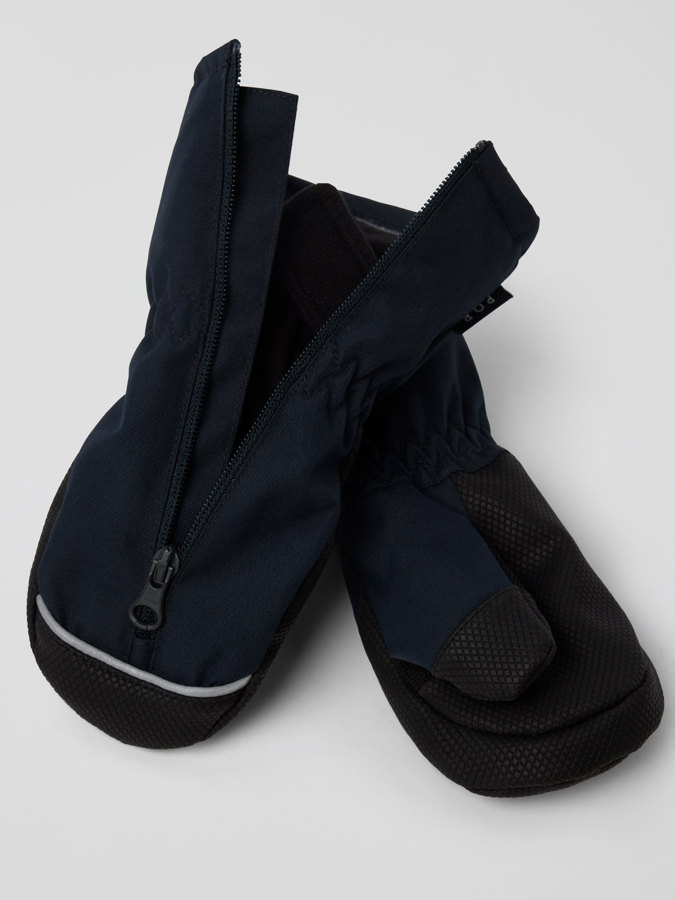 Padded mittens zip