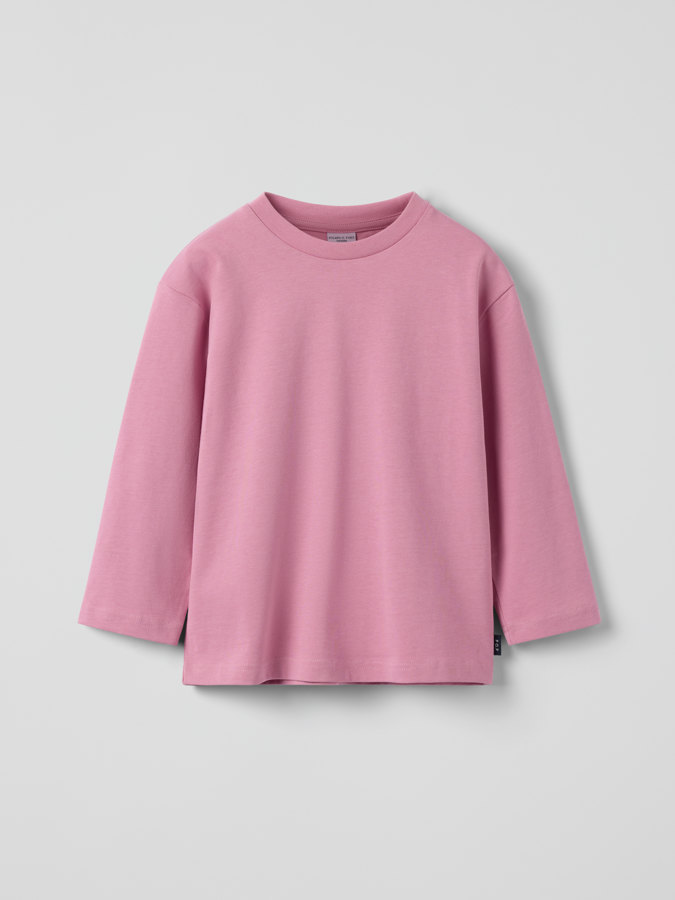 Long-sleeved t-shirt