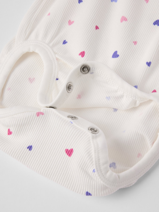 Ribbed bodysuit hearts