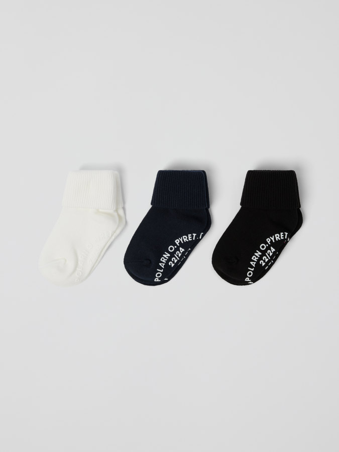 3-pack of anti-slip socks