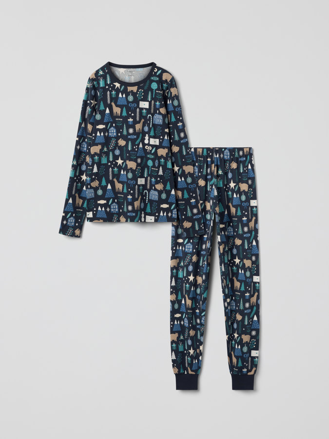 Pyjamas for adults