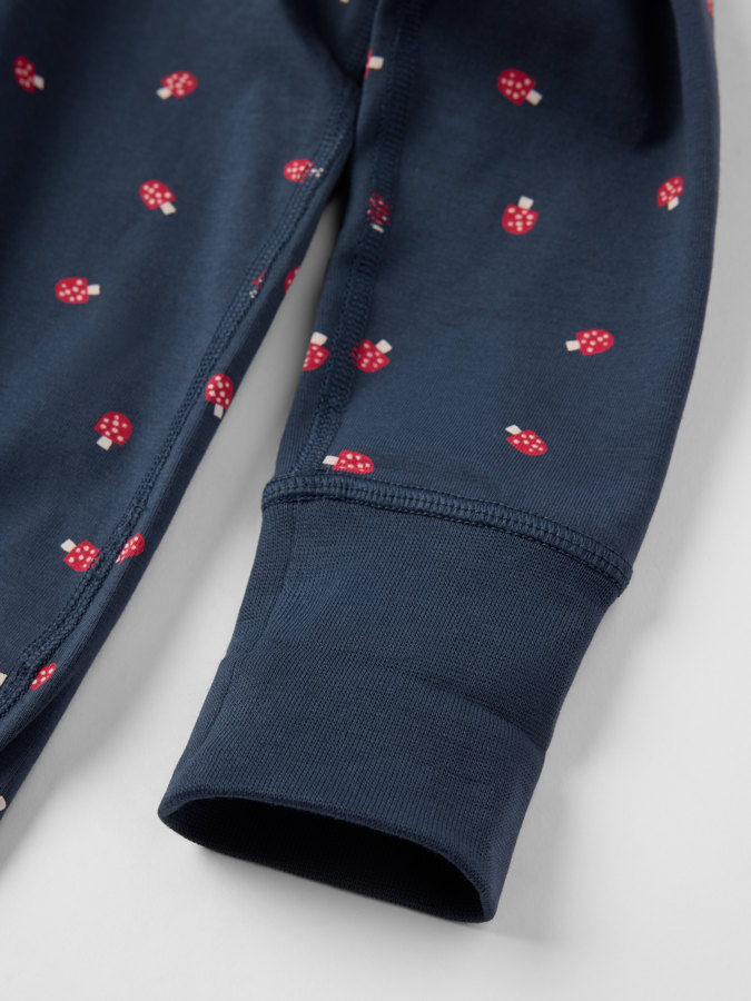 Extendable bodysuit mushrooms