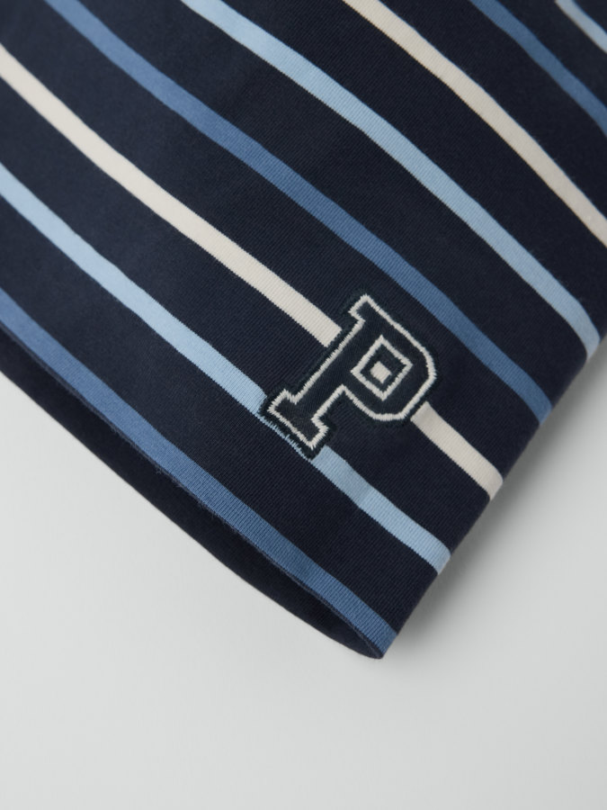 Striped jersey beanie with "P" appliqué