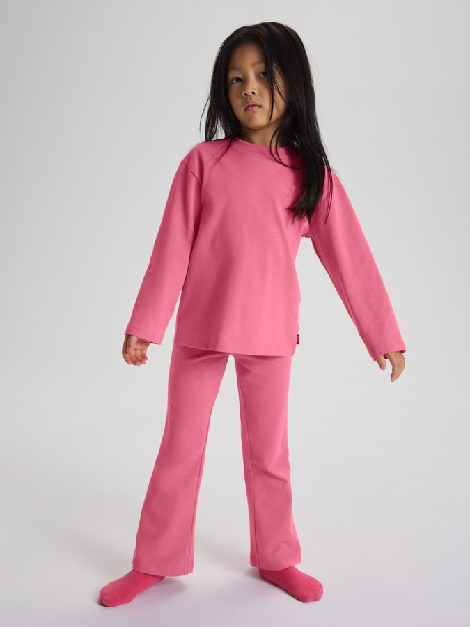 Long-sleeved t-shirt