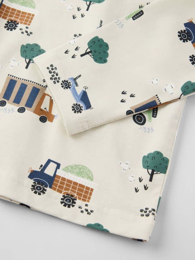 Long sleeve top cars Long sleeve top cars