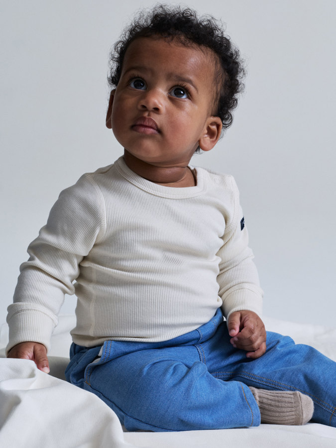 Extendable ribbed bodysuit Extendable ribbed bodysuit