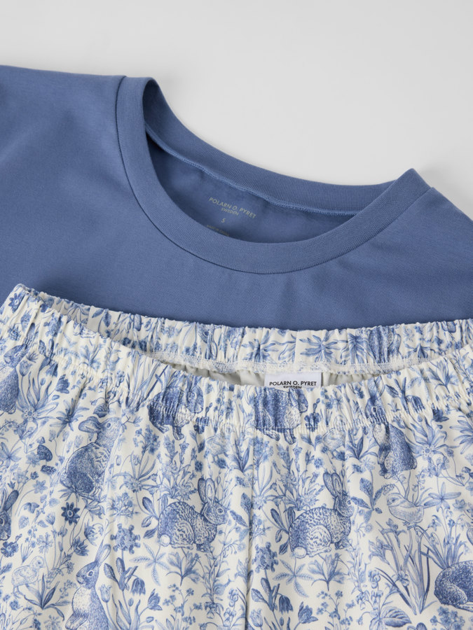 Pyjama geblümt erwachsene