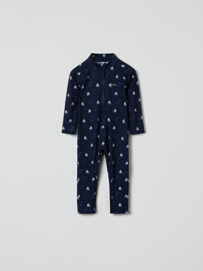 Long sleeve UV suit sailboats