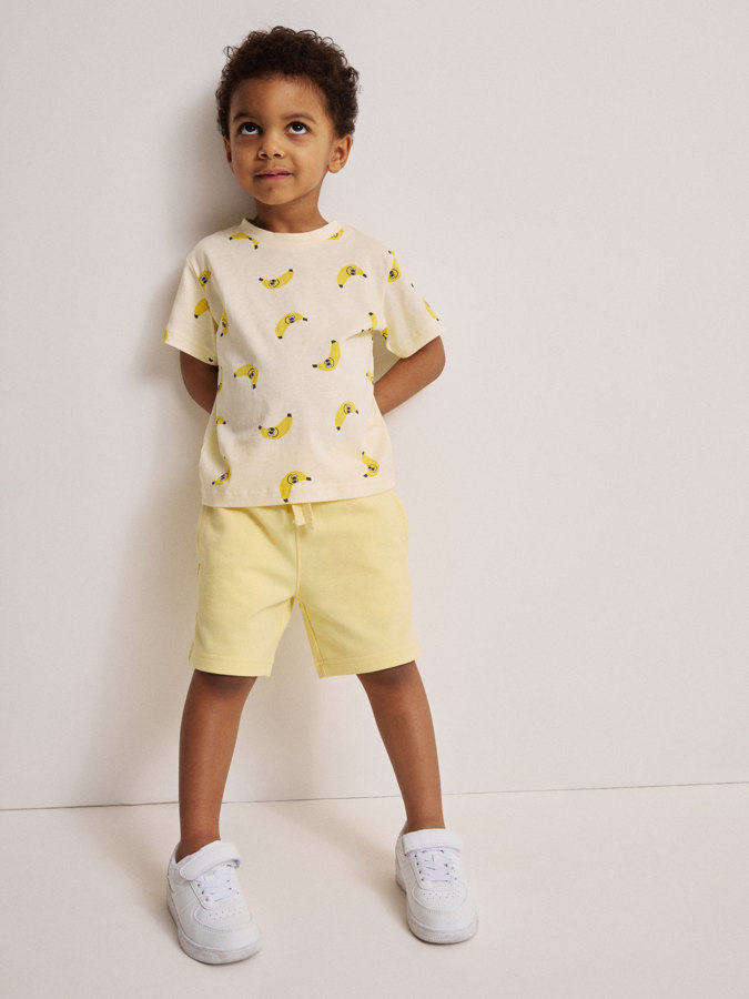 T-shirt bananas T-shirt bananas