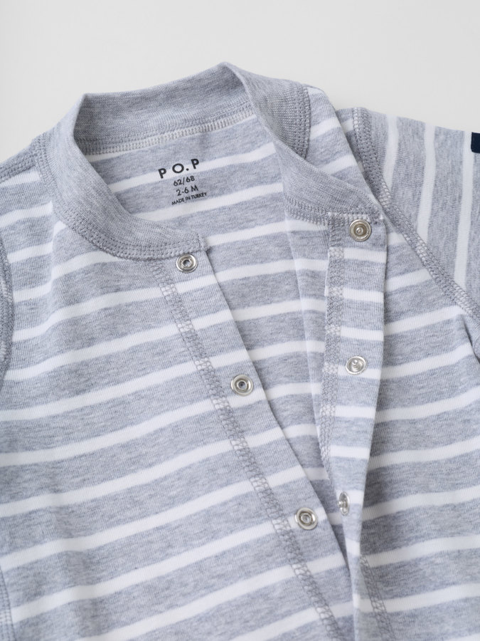 Pyjamaoverall gestreift Pyjamaoverall gestreift