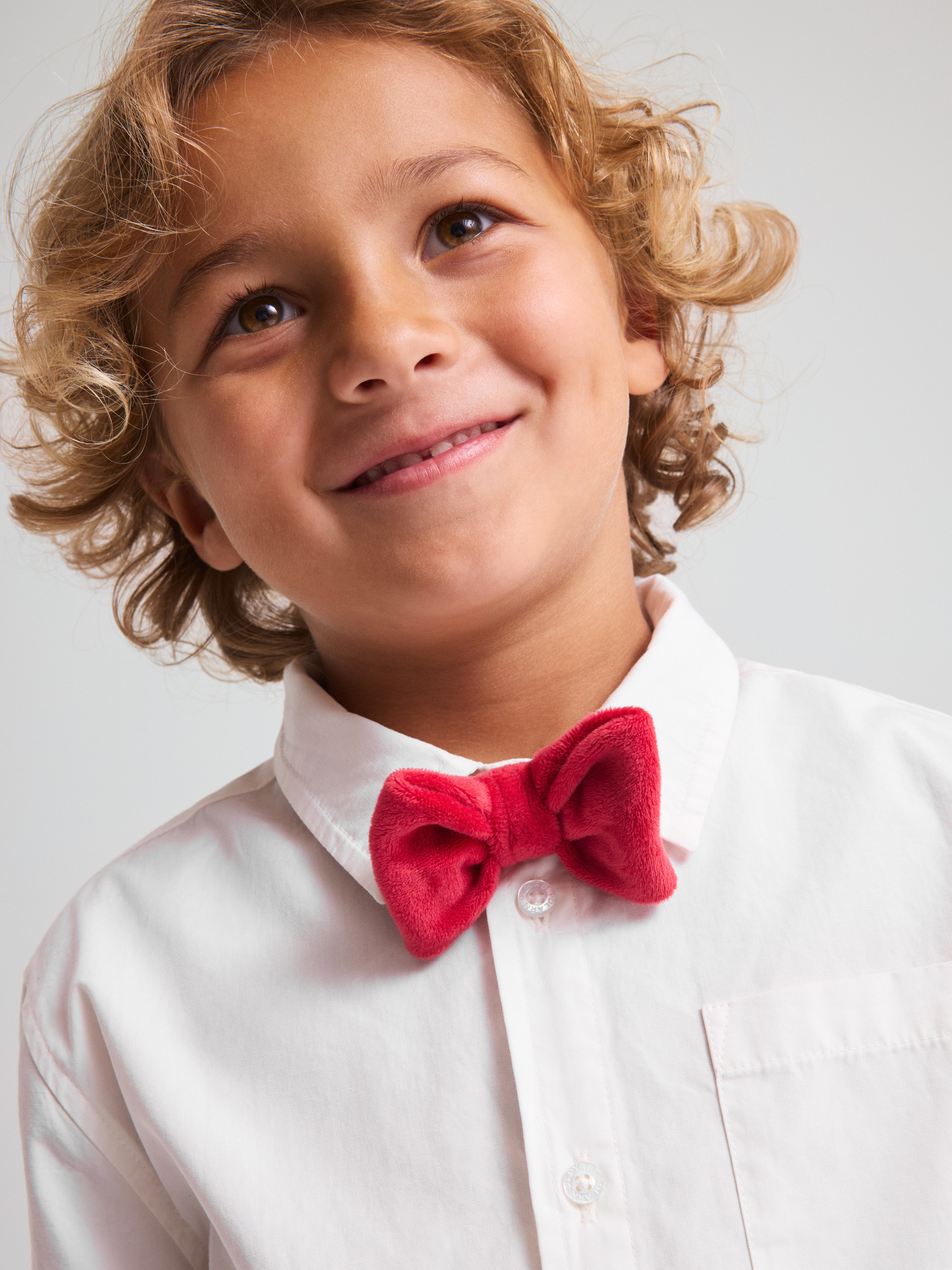 Bow tie