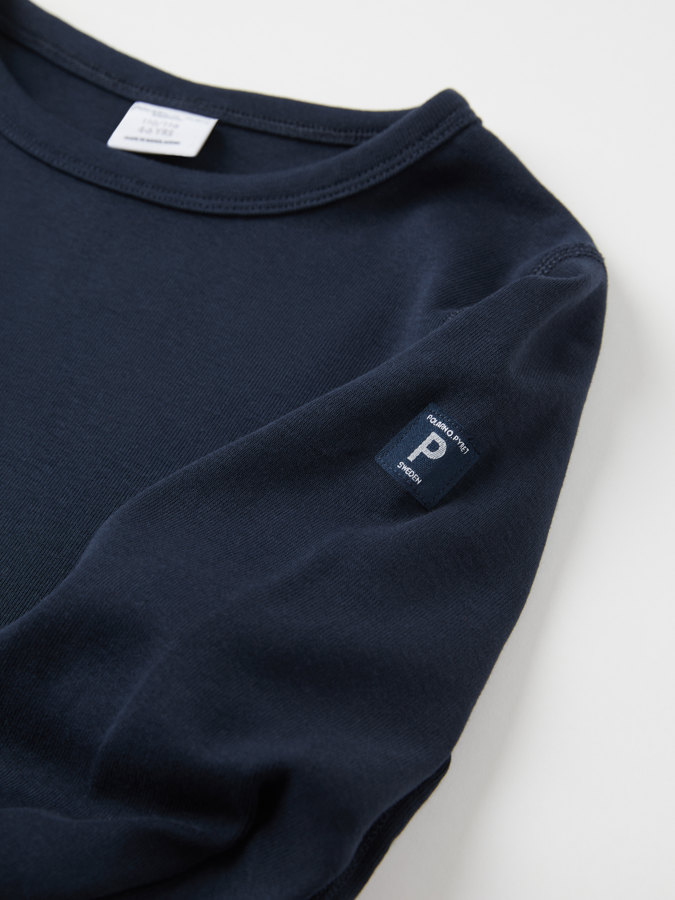 Long-sleeved top