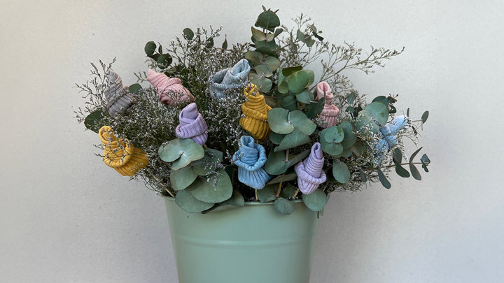 How to make your own baby sock bouquet